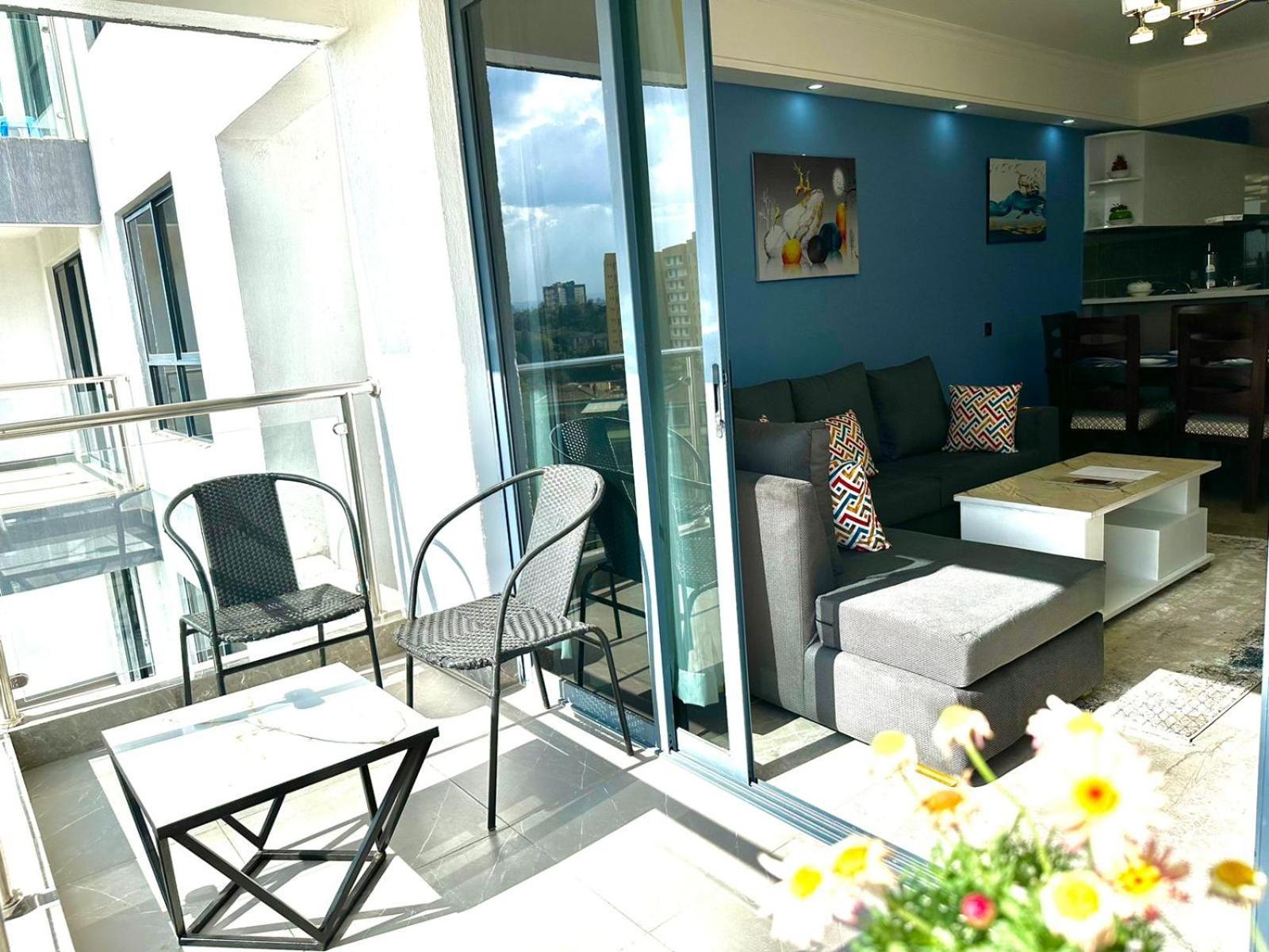 Stayrest Safari Tours New 3 Bedroom Apartments In Kilimani Nairobi With Rooftop Pool Εξωτερικό φωτογραφία